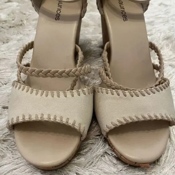 Cream wedge - Picture 4 of 4